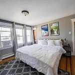 Luxury 8 Bedroom 4 Ba - Just 1 Block From The Beach!