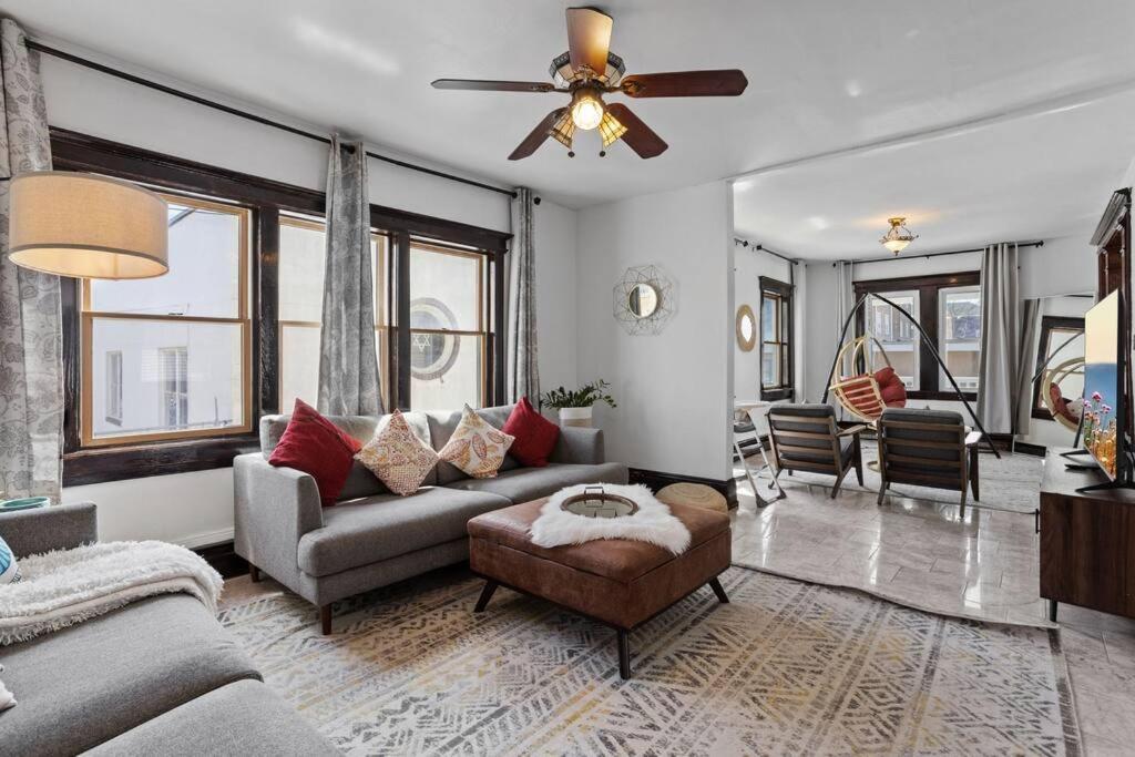 Luxury 8 Bedroom 4 Ba - Just 1 Block From The Beach!