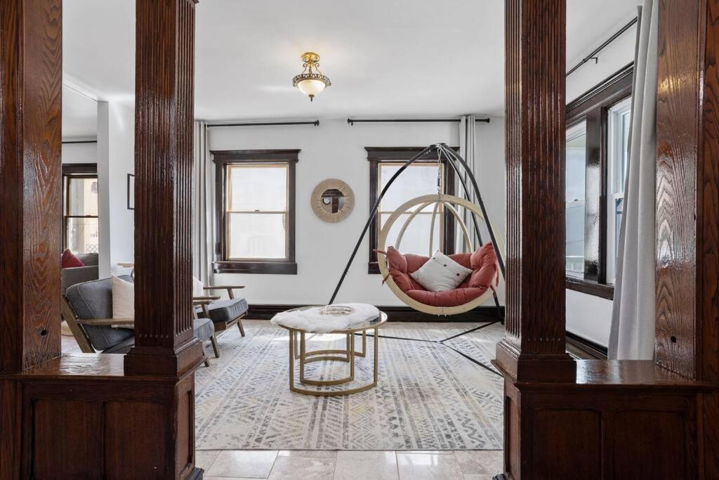 Luxury 8 Bedroom 4 Ba - Just 1 Block From The Beach! Atlantic City